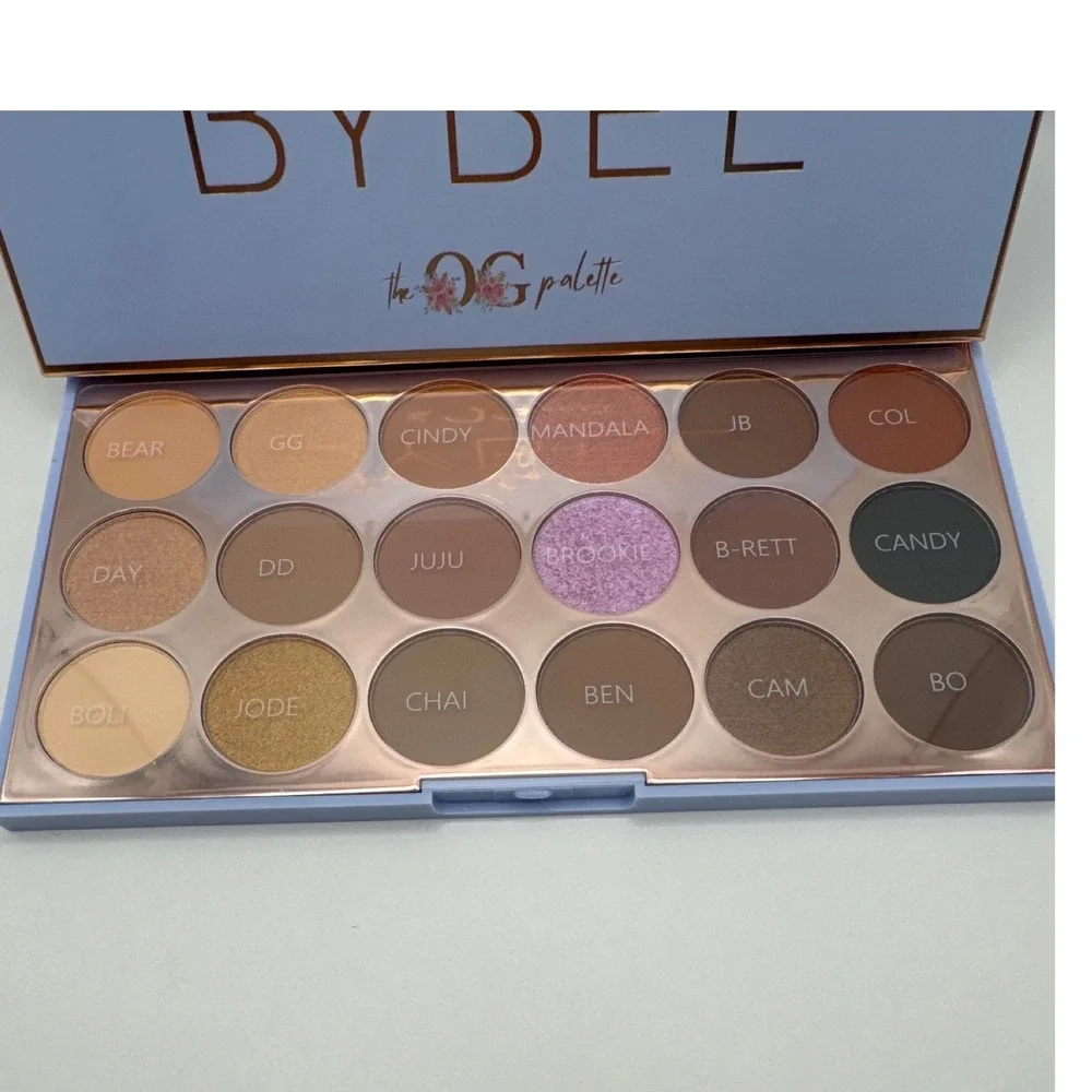 The Beauty Bybel The OG Palette 18 Color Eyeshadow Makeup Collection BNIB‎